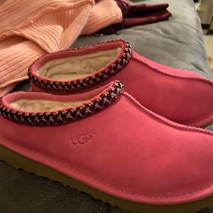 Ugg slide/slippers